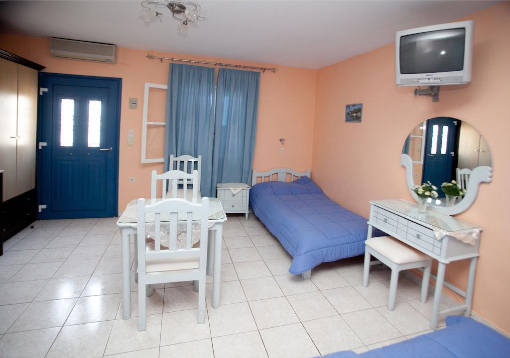 Maria'S Studios Миртеа Экстерьер фото